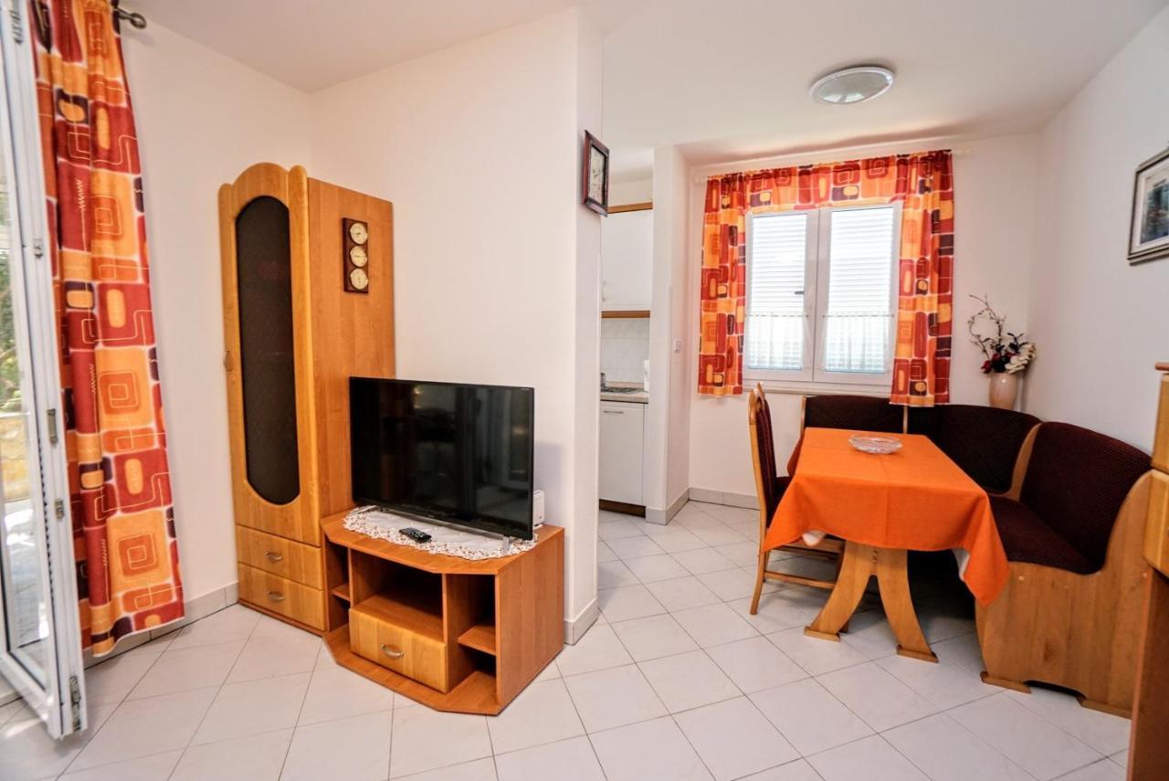 Apartment Vlado Zambratija  Exteriör bild
